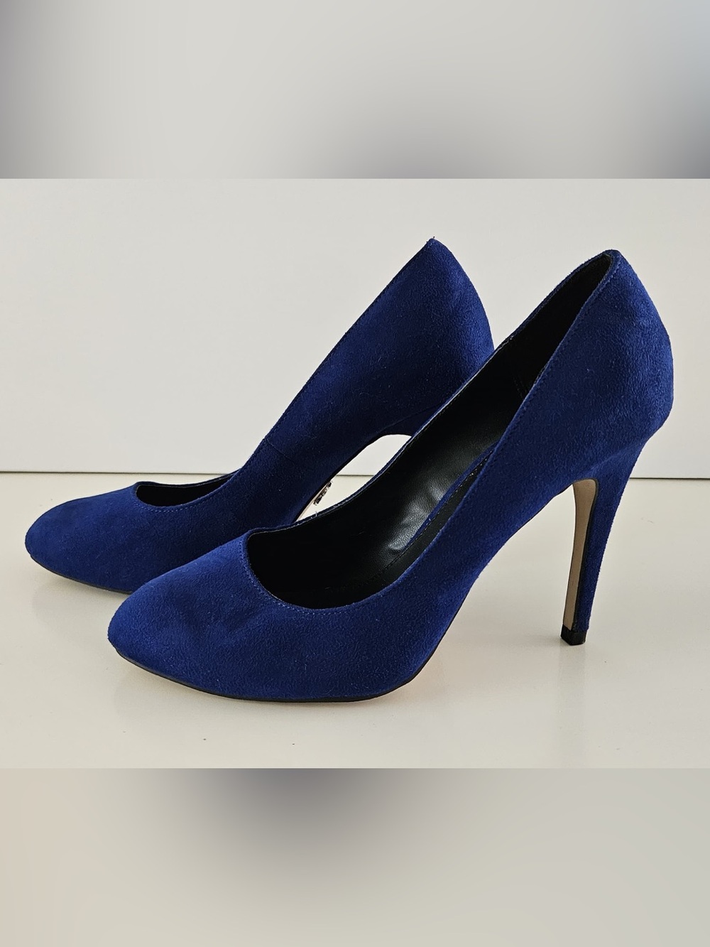 Elegant Blue Suede High Heel Pumps